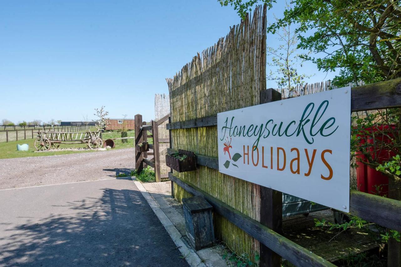 Honeysuckle Farm Holidays By Stay In Suffolk, Monk Soham وودبريدج المظهر الخارجي الصورة